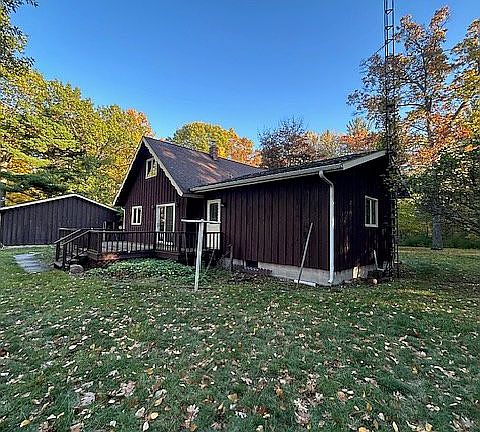 5th image of 6161 Oakwood Dr