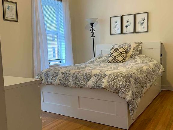 5th image of 56 Livingston St APT 5C
