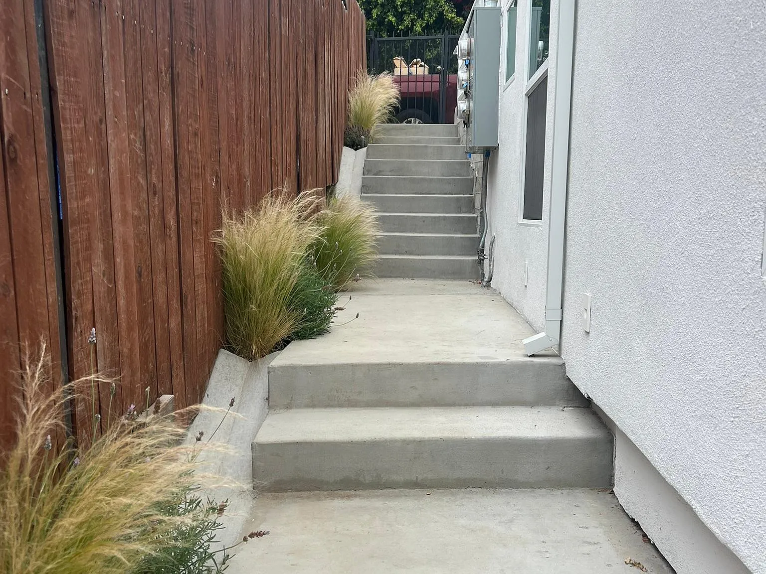 2 bed, 2.5 bath, 1000 sqft, $3,600 — Photo 2