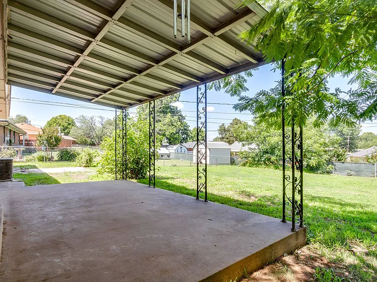 3516 Mount Pleasant Dr — Photo 42