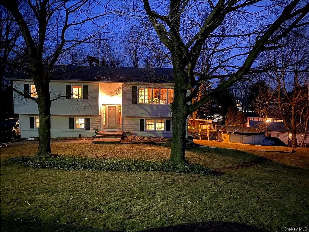 6 Phyllis Circle, Garnerville, NY 10923 Zillow