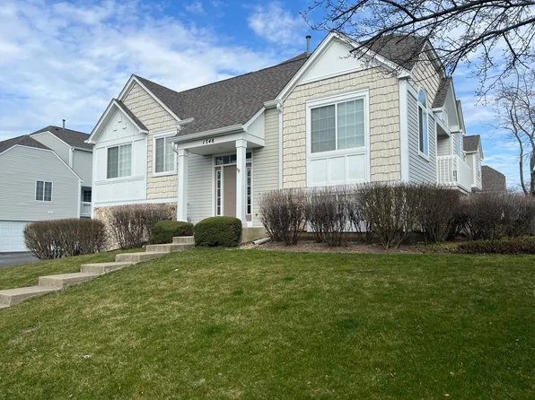 1748 Middlebury Dr, Aurora, IL 60503