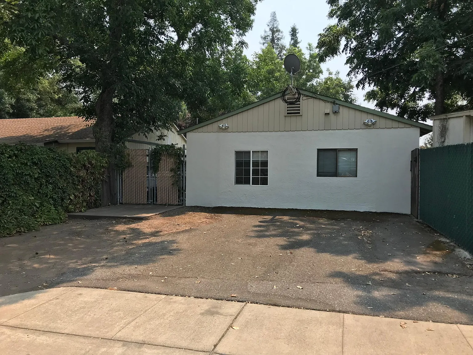 1 bed, 820 sqft, $1,310 — Photo 2