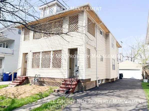 3412 W 117th St, Cleveland, OH 44111