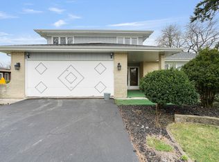 8351 Cristina Ave, Orland Park, IL