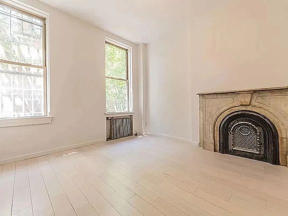 4th image of 116 Saint Marks Pl #2F