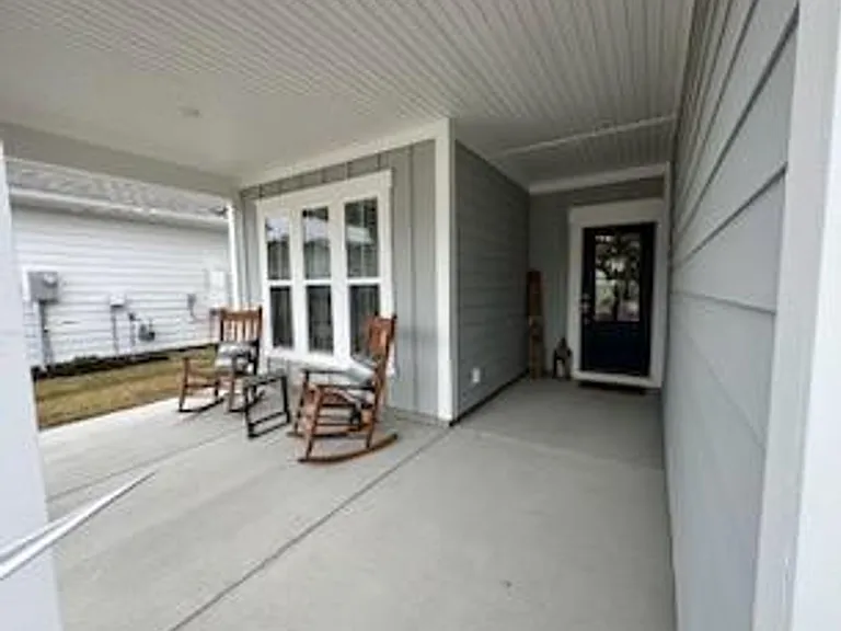 275 Malind Bluff Dr — Photo 4