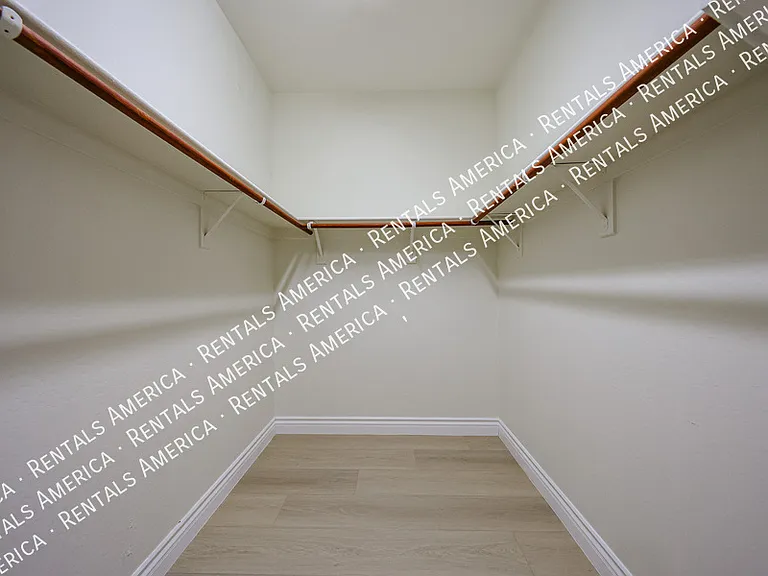 1081 N Mason Dr — Photo 15