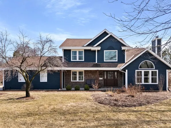 W147N6894 Woodland DRIVE, Menomonee Falls, WI 53051