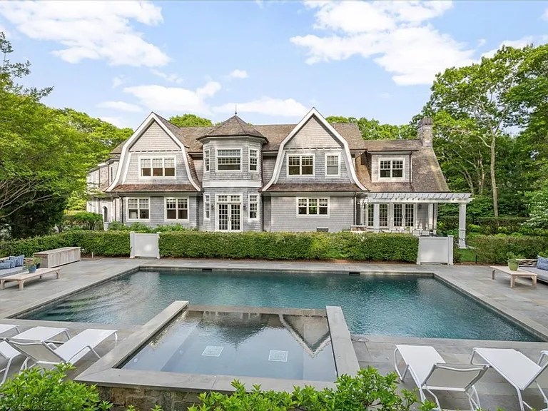 496 Wainscott Harbor Rd — Photo 2