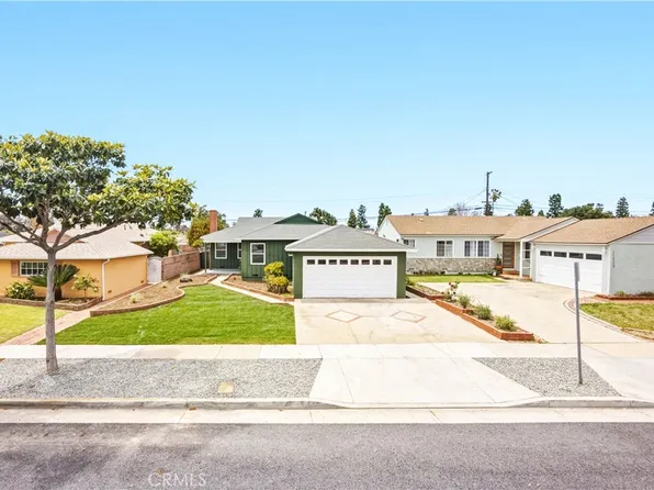 11803 Chanera Ave, Hawthorne, CA 90250
