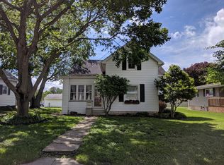 2108 5th St, Peru, IL 61354