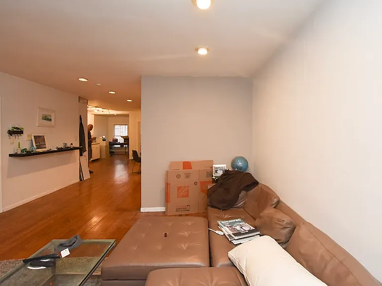322 W Evergreen Ave #1 — Photo 12
