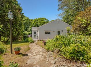 42 Shawandassee Road, Waterford, CT 06385
