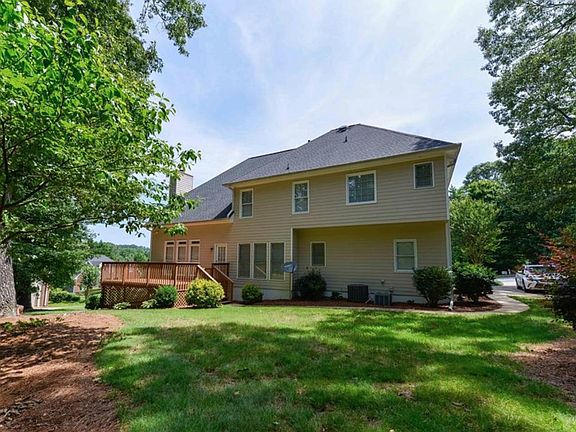 2nd image of 224 Azalea Chase Dr