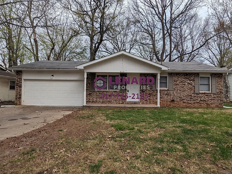 809 E Rosebrier St — Photo 1