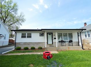 25 N 37th St, Belleville, IL 62226