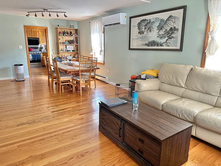 19 Richardson St #19 — Photo 4