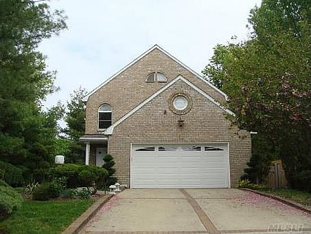 1st image of 16 Lakeside Dr W