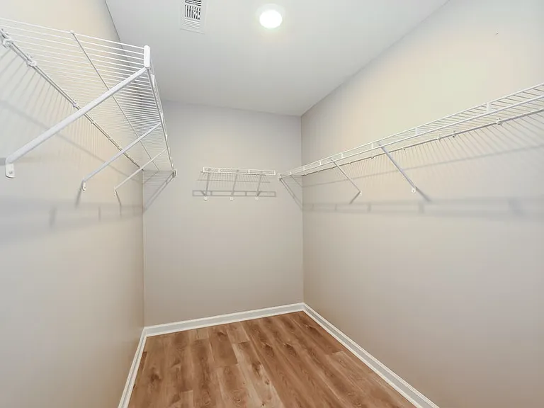 3735 Burdette Way — Photo 12