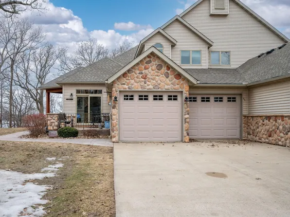 2492 Albion Ave, Fairmont, MN 56031
