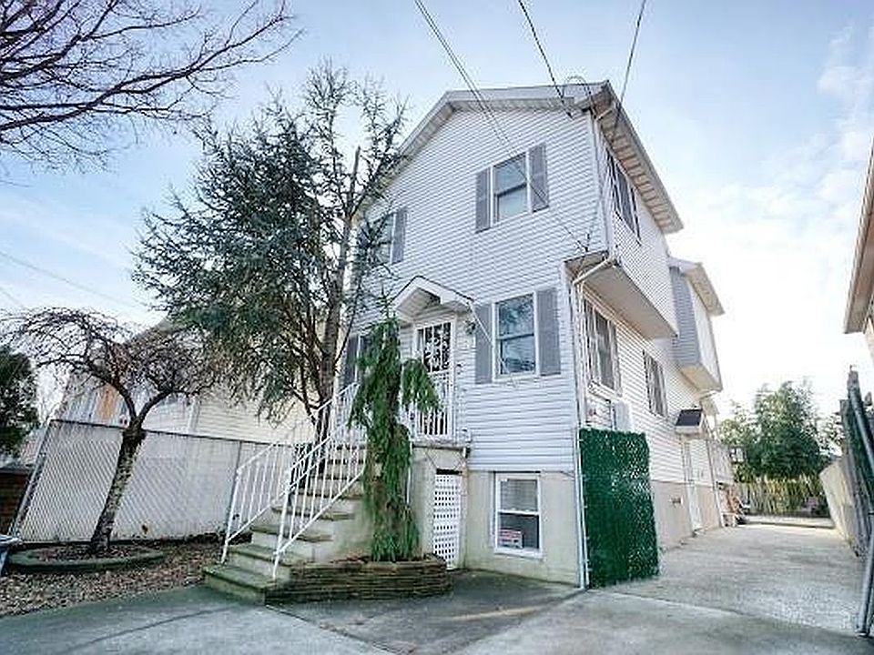 1st image of 202 Kensington Ave