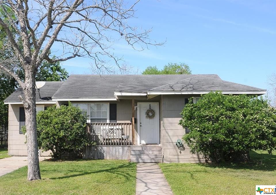 1st image of 906 E Mesquite Ln