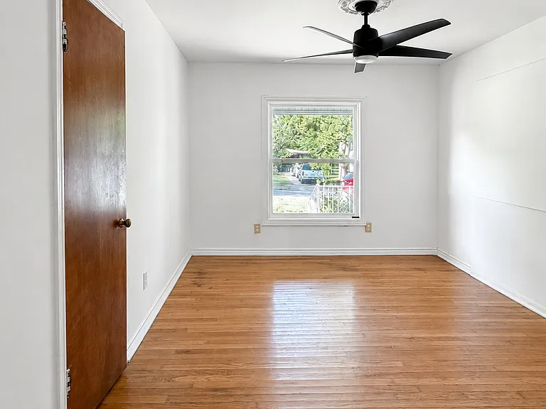 5509 Norma St — Photo 7
