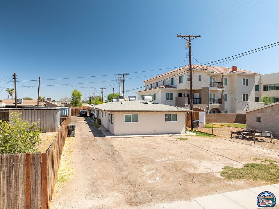1st image of 113 W 10th St