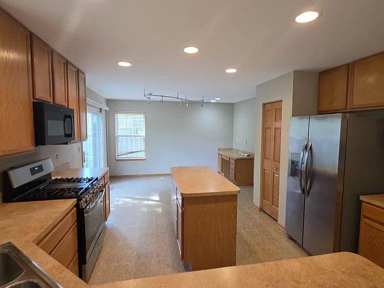 Cape Cod Ln — Photo 14
