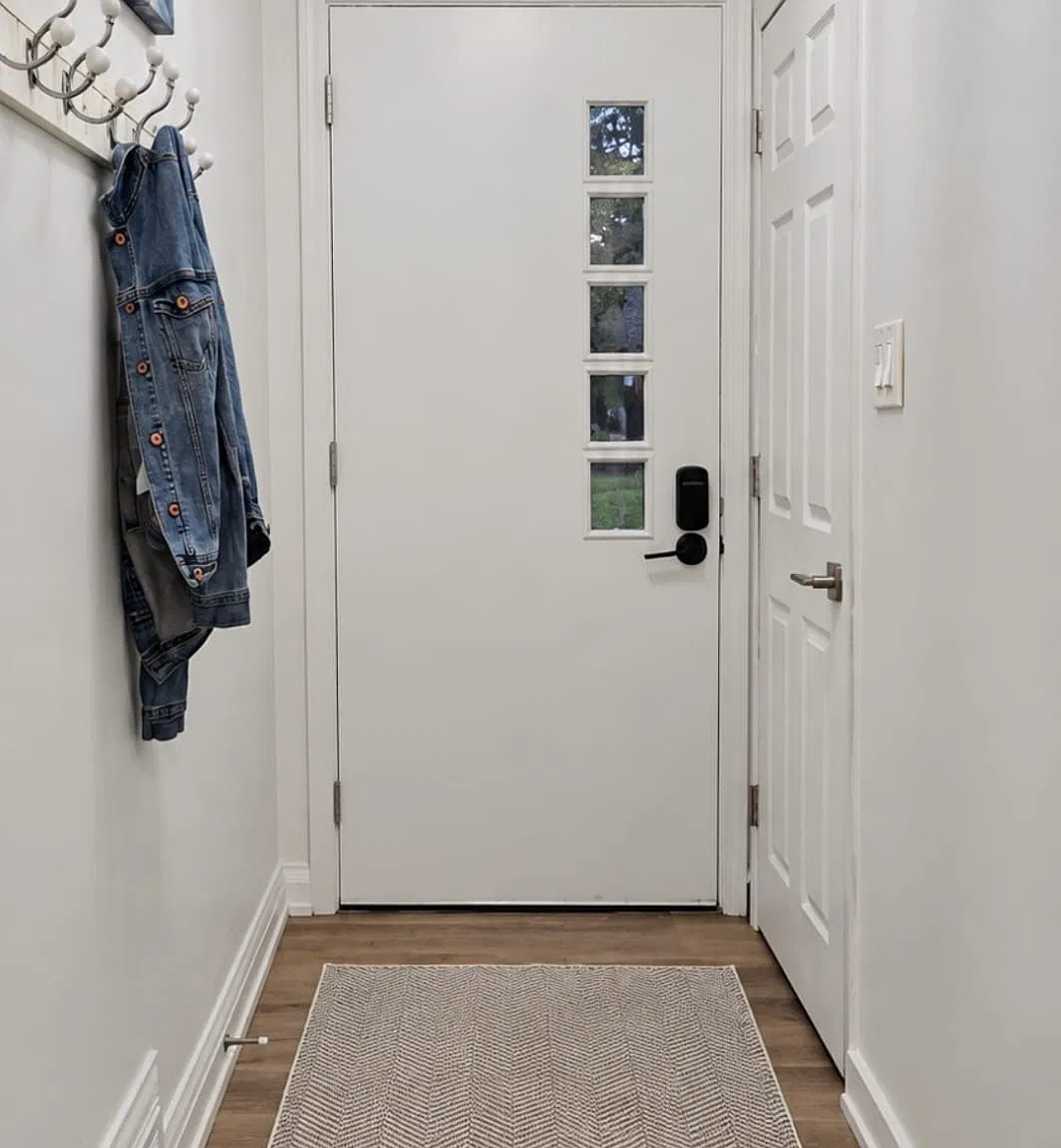 3 bed, $2,900 — Photo 2
