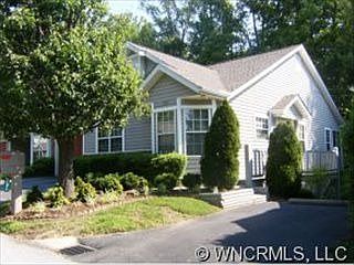 3rd image of 356 Laurel Park Pl