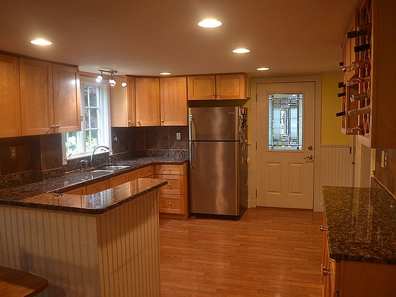 4th image of 3 Sard St