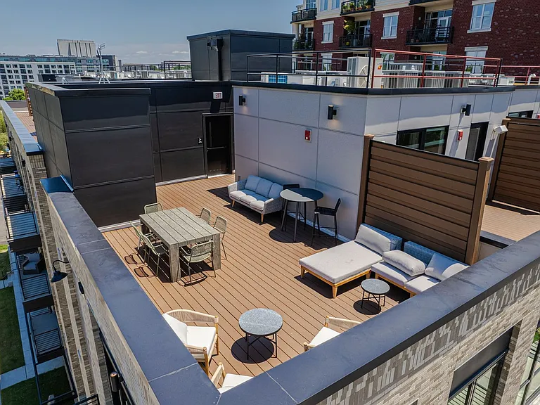 615 Peace St #304 — Photo 3