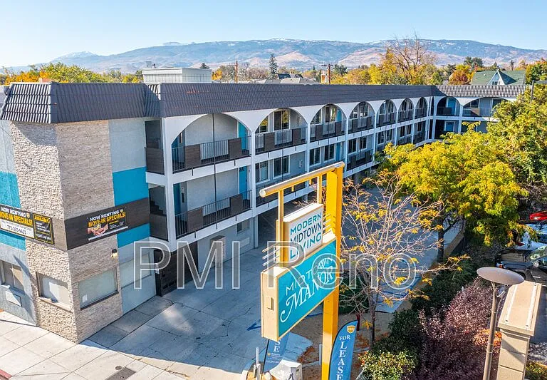 645 S Virginia St #9 — Photo 1