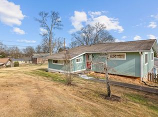 1331 Cloverdale Cir, Hixson, TN 37343