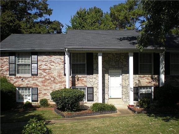 2nd image of 76 Tusculum Rd