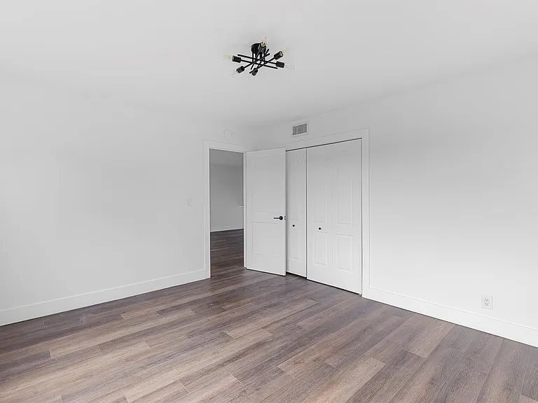 2800 N Palm Aire Dr #310 — Photo 21