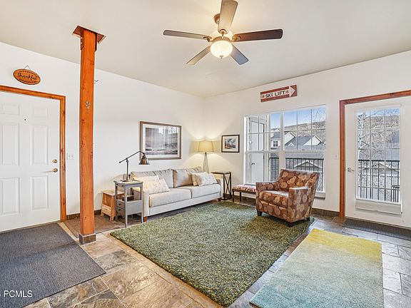 3rd image of 900 W Bitner Rd #M-22