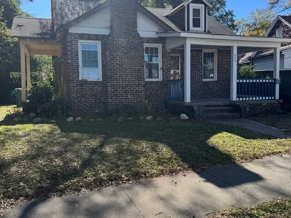 399 Danville Ave, Colonial Heights, VA 23834