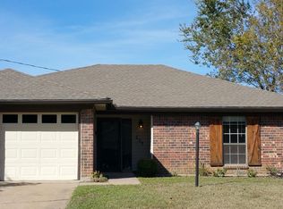 634 Barkridge Trl, Burleson, TX 76028