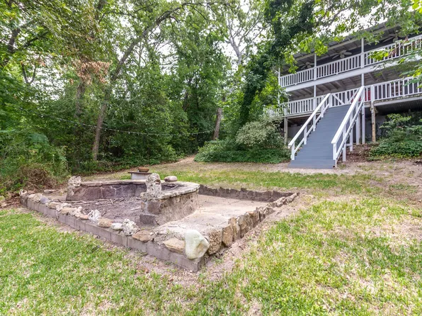 371 Callender Lake Dr, Murchison, TX 75778