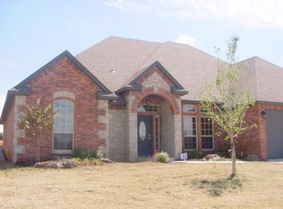 208 Pecan Valley, Norman, OK 73069