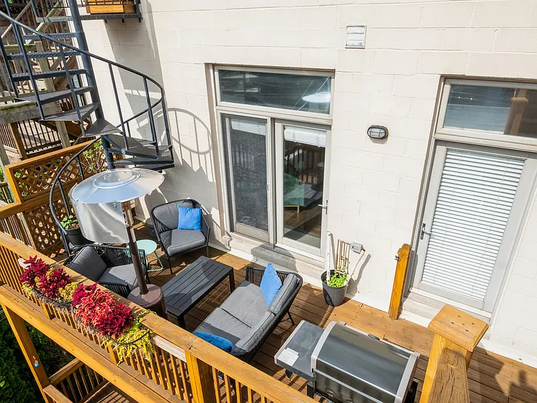 1355 N Mohawk St #3S — Photo 16