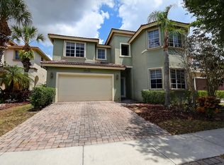 10719 Lake Wynds Ct, Boynton Beach, FL 33437