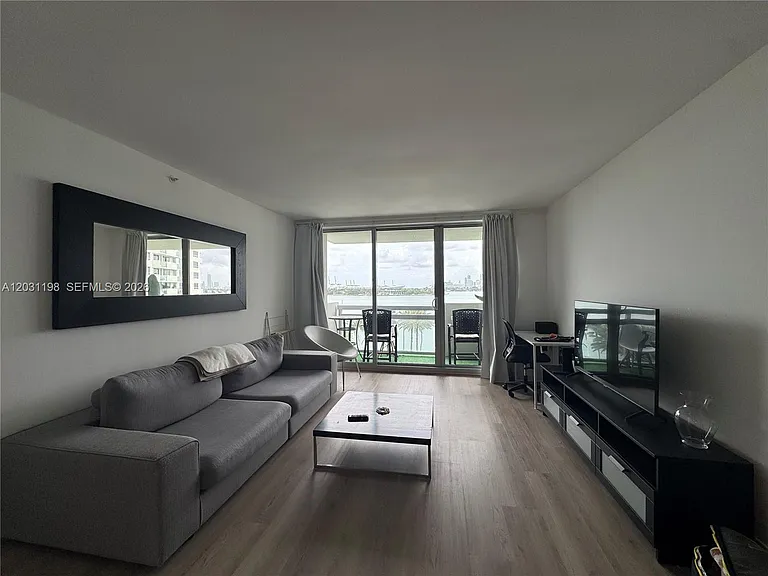 1500 Bay Rd #718S — Photo 25