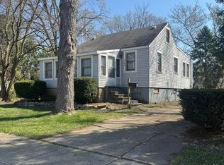5169 Glenis St, Dearborn Heights, MI 48125