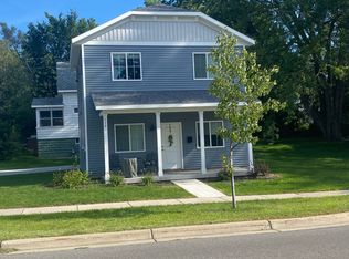 579 W Muskegon Ave, Muskegon, MI 49440
