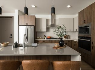 13125 Watertown Plank Rd #2-206, Elm Grove, WI 53122