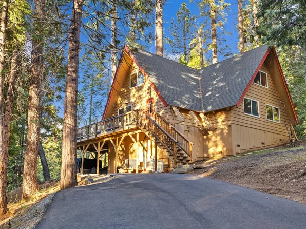 1067 Cypress Point Dr, Arnold, CA 95223